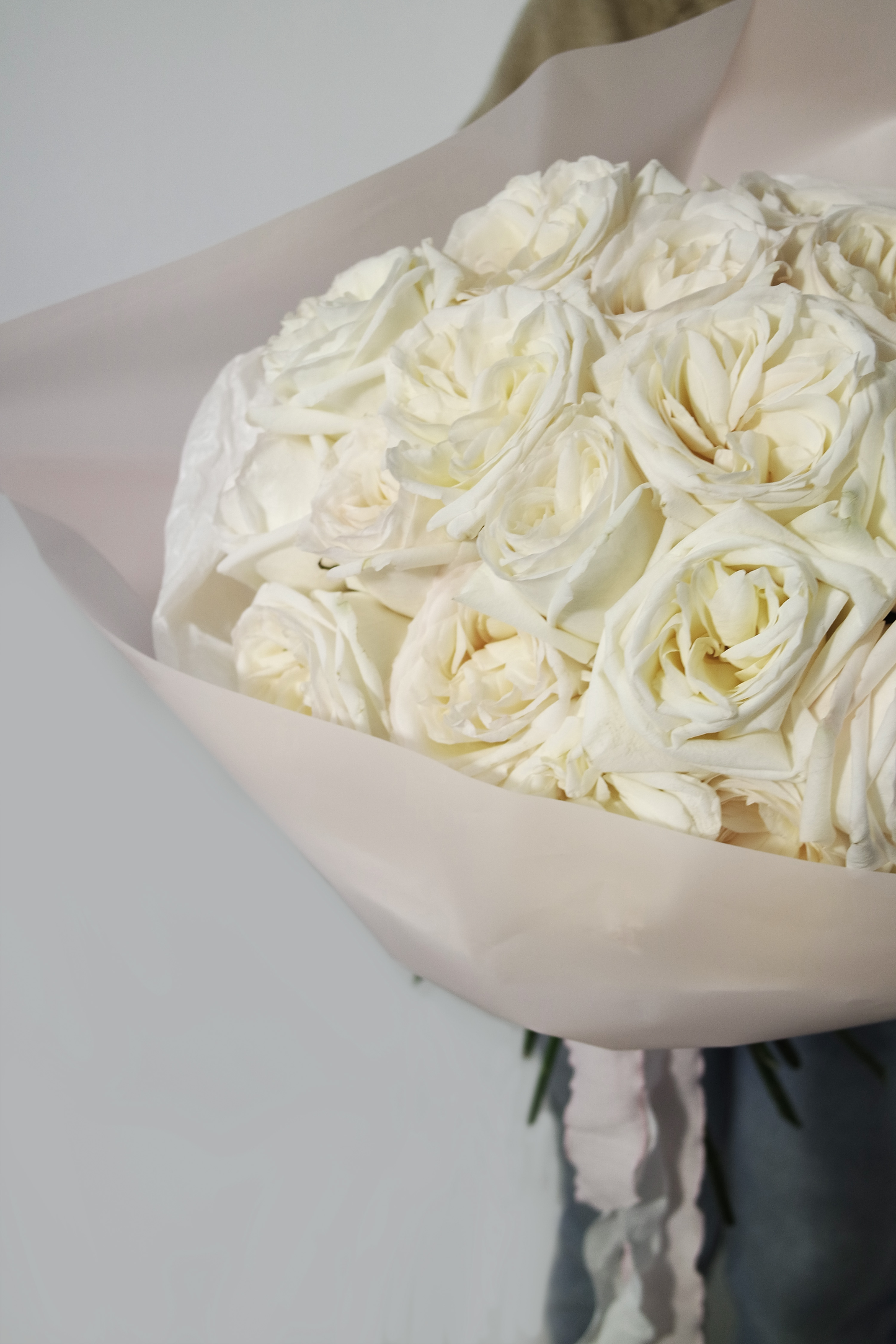 Bouquet mono de roses blanches